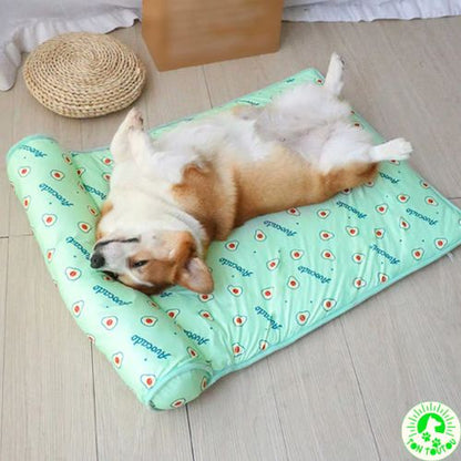 tapis-rafraichissant-chien-chat-confortable-apaisant-cocon-frais-antiderapant-antistress-impermeable-etanche-pliable-lit-chien-chat-petit-moyen-taille-anti-chaleur-pratique-vert