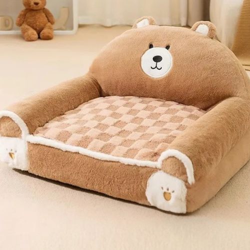 Canapé chien doux et ergonomique en forme d’ours, idéal pour le confort et le repos des petits chiens.