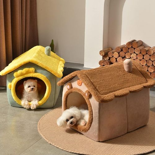 Niche d'intérieur pour chien spacieuse et douce, parfaite pour le confort et le repos de l’animal.