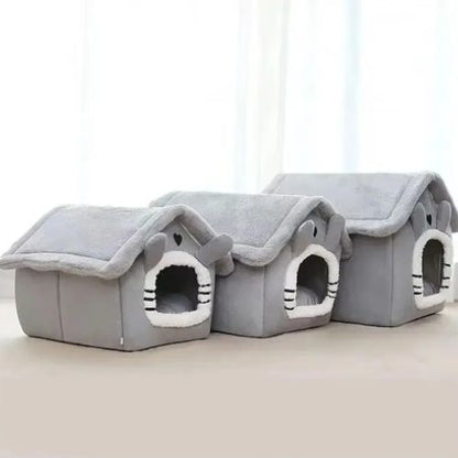 Niche d'intérieur pour chien grise et sécurisante, trois tailles différents, confortable et apaise les chiens anxieux.
