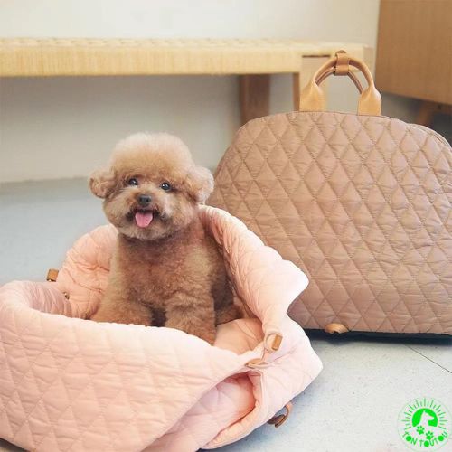 sac-de-transport-pour-chien-confortable-rose