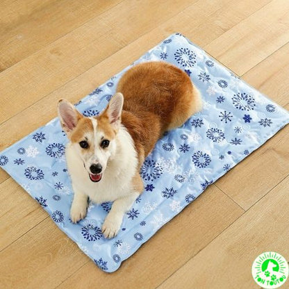 tapis-pour-chien-rafraichissant-confortable-apaisant-cocon-frais-antiderapant-antistress-impermeable-etanche-pliable-lit-chien-chat-petit-moyen-taille-anti-chaleur-pratique-detente-coussin-integre-couchage-animaux-domestique-facile-a-nettoyer-durable